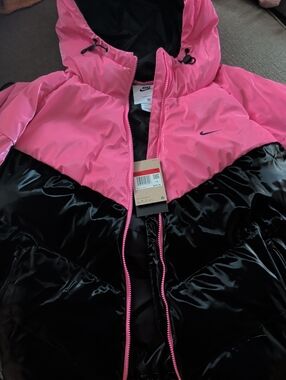 Nike Women's Pink and Black Chevron Puffer Jacket